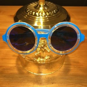 Zumiez Blue Sunglasses NWT
